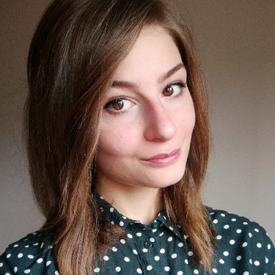 Roberta T. — SEO Specialist